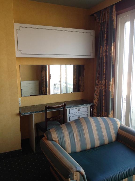 Strandhotel 2*