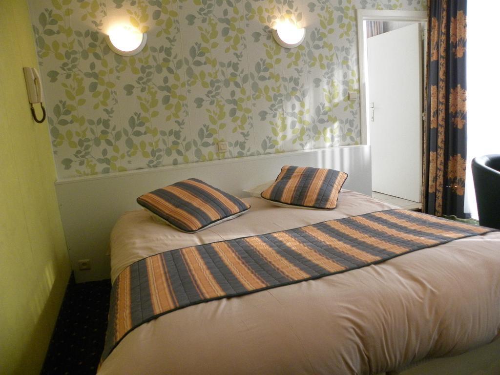 Strandhotel Hotel 2*