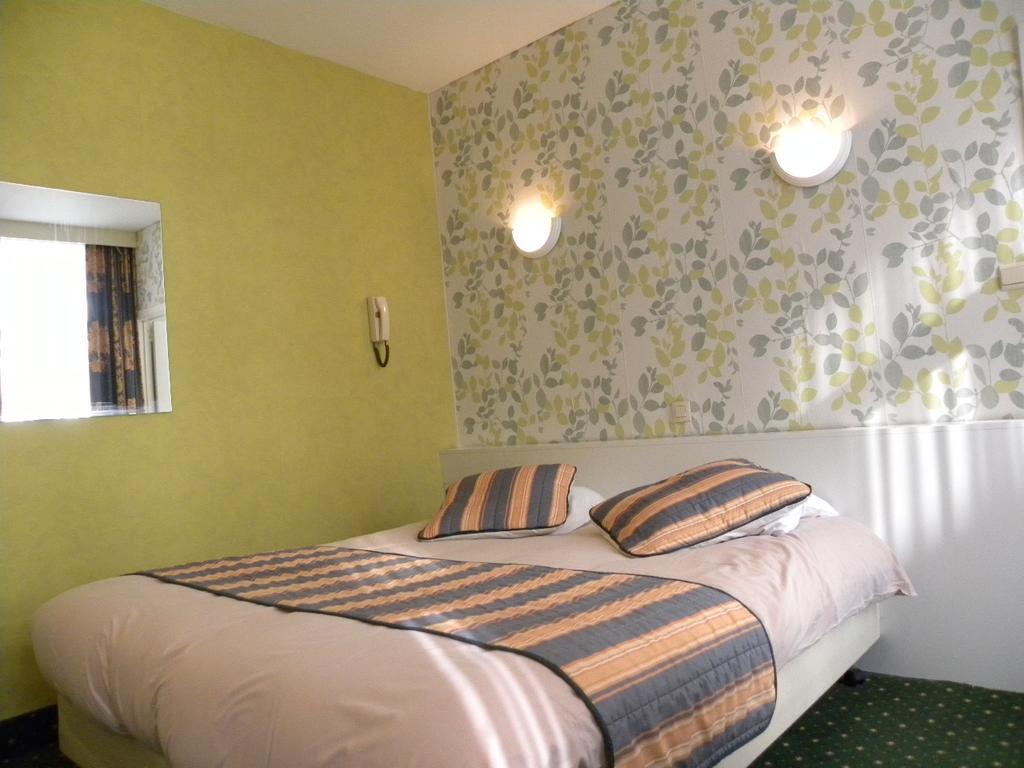 Strandhotel Hotel 2*